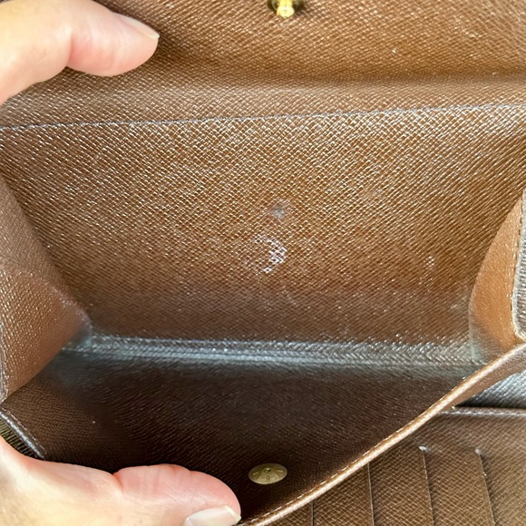 Louis Vuitton Damier Ebene Trifold Canvas Wallet - Picture 5 of 9